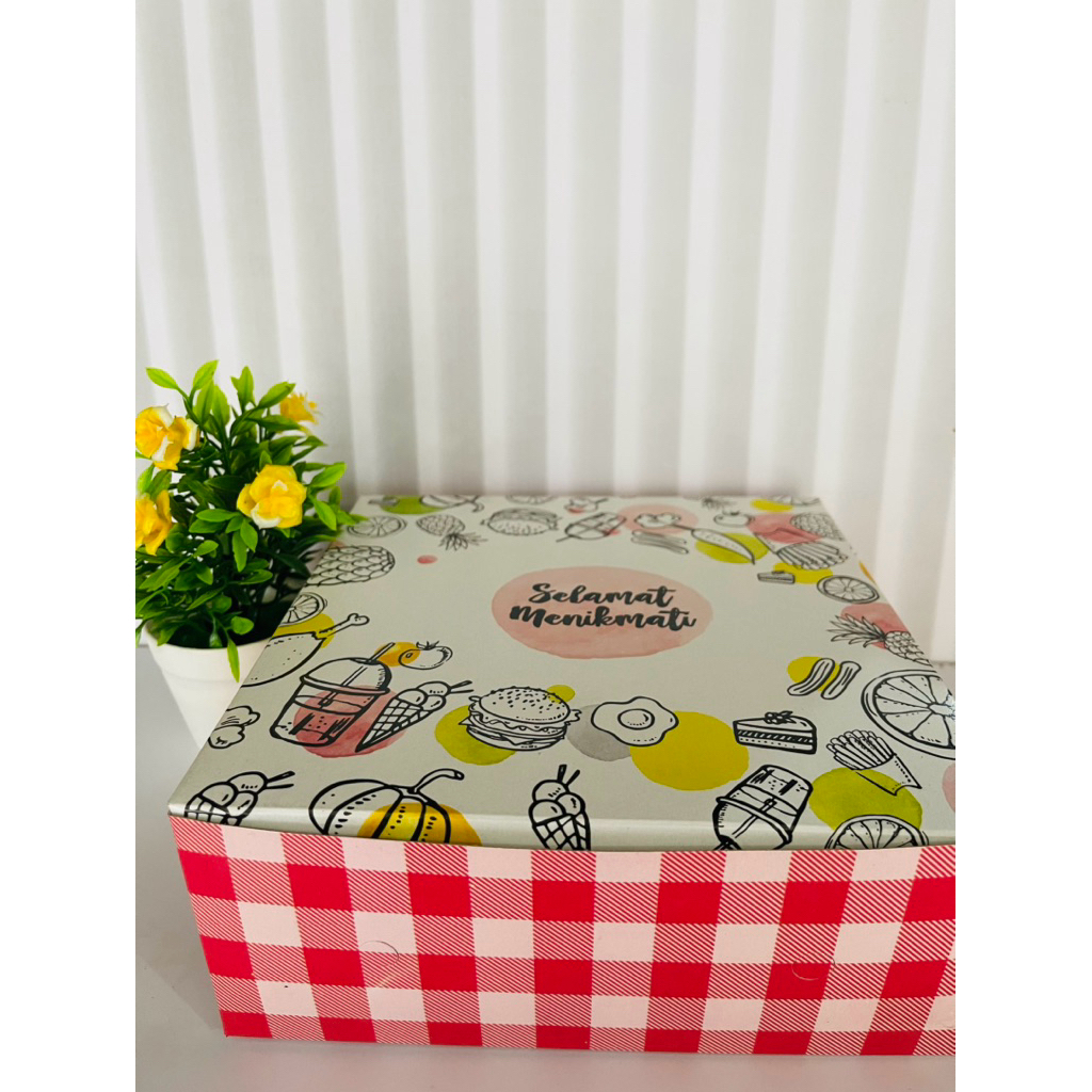 isi 100 pcs dus nasi, dus catering, dus makanan uk 20x20 motif kotak merah