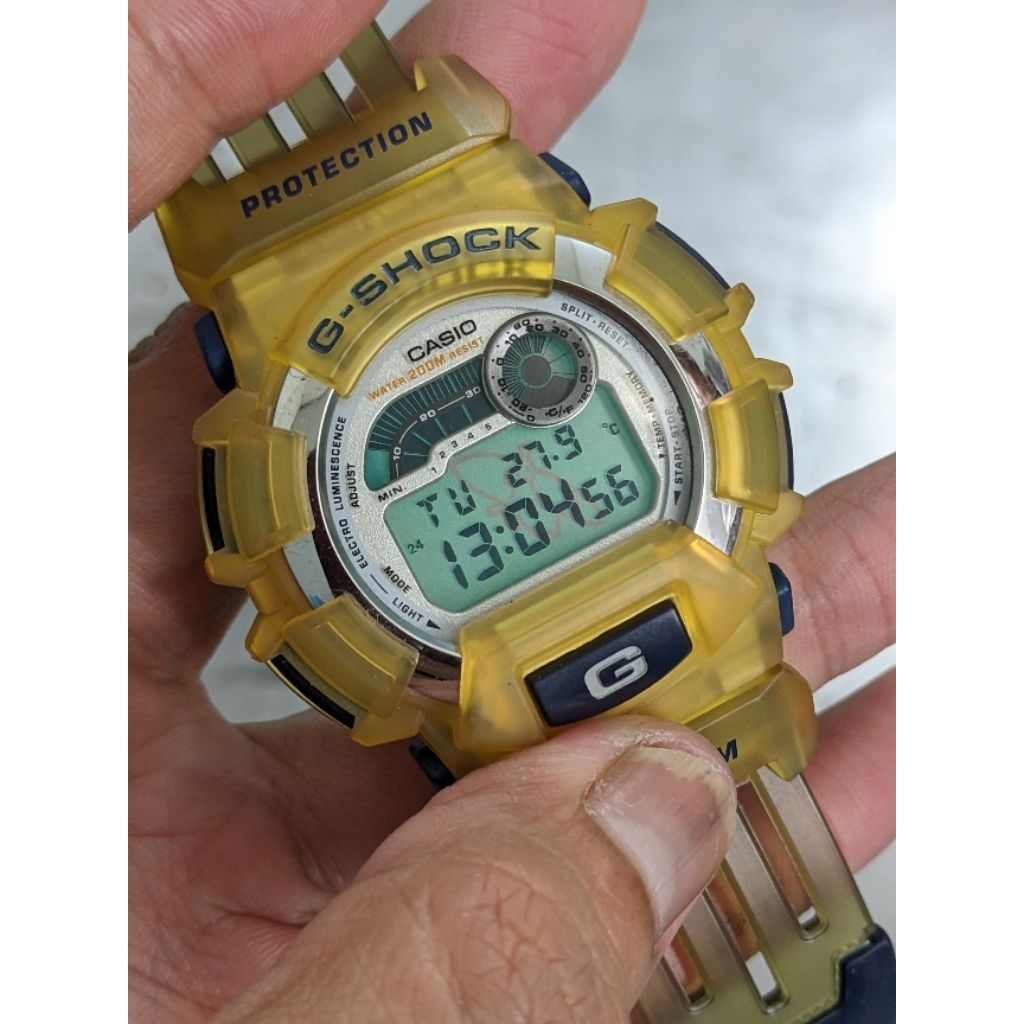 jam tangan tangguh DW 9500 termometer