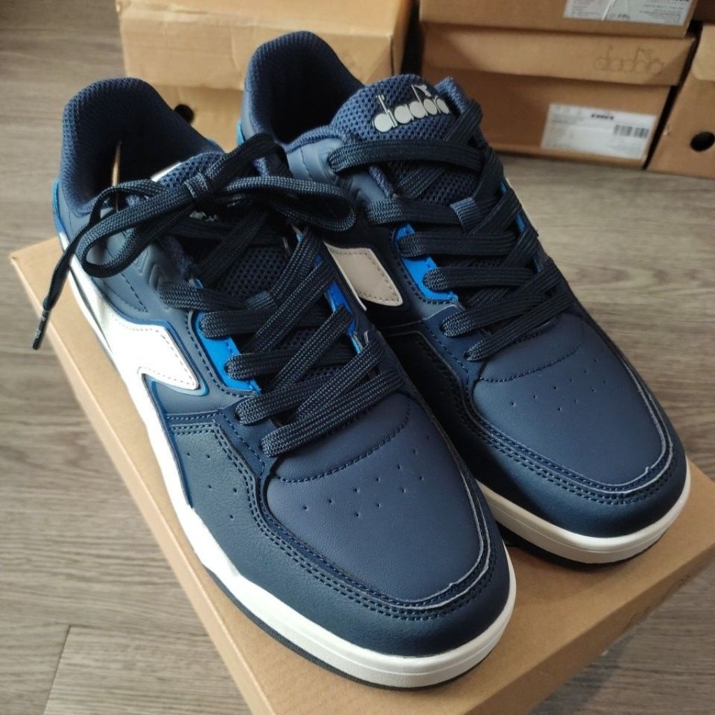 Sepatu DIA Naoto (M)