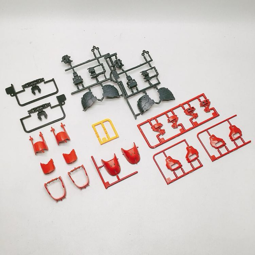 Bandai RG Gundam Sazabi Part Shoulder