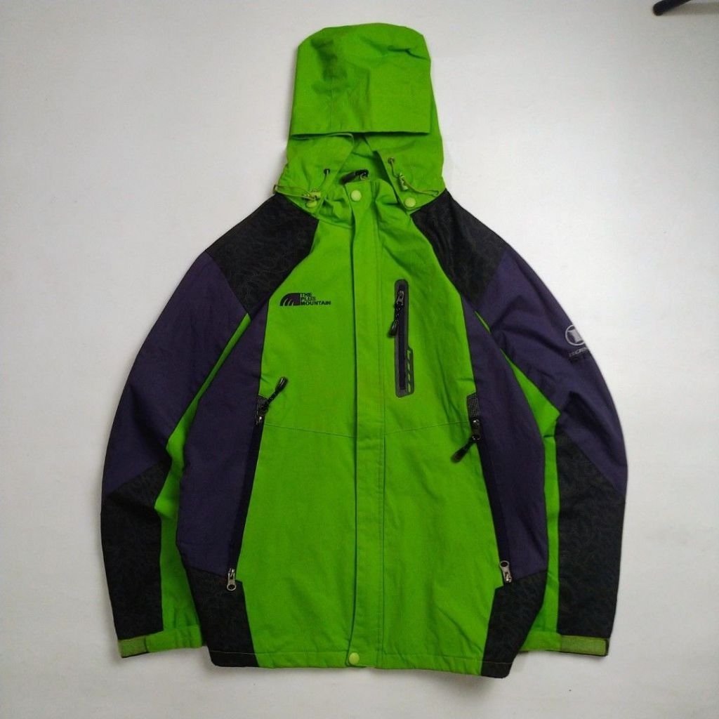 The Plus Mountain Jacket Outdoor Waterproof