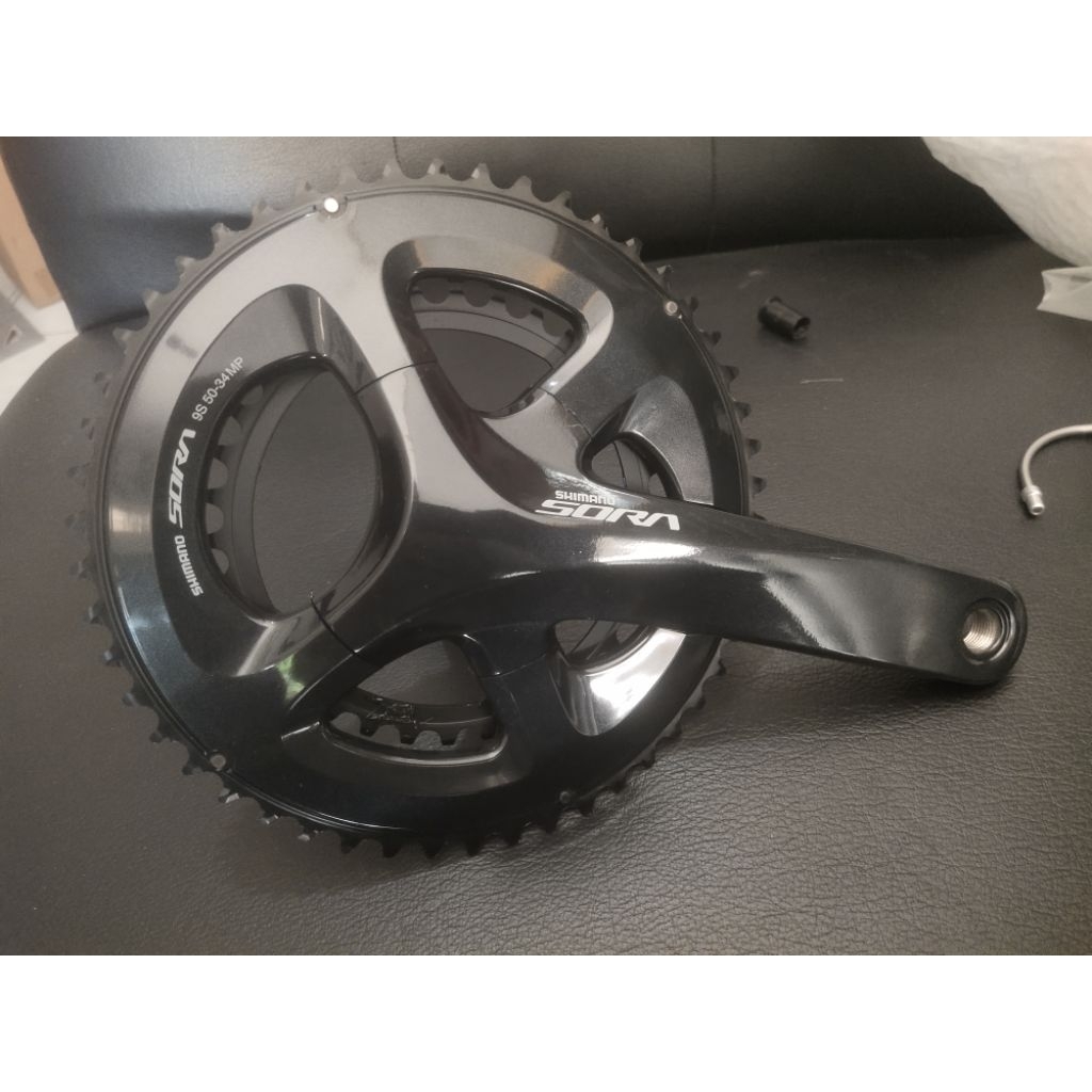 crank shimano sora R3000 new include bb
