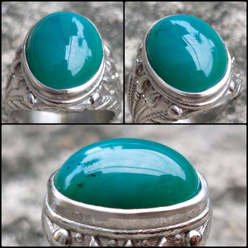 Bacan Doko Kristal Tembus Senter Bluish Green Color Batu Akik Asli Natural