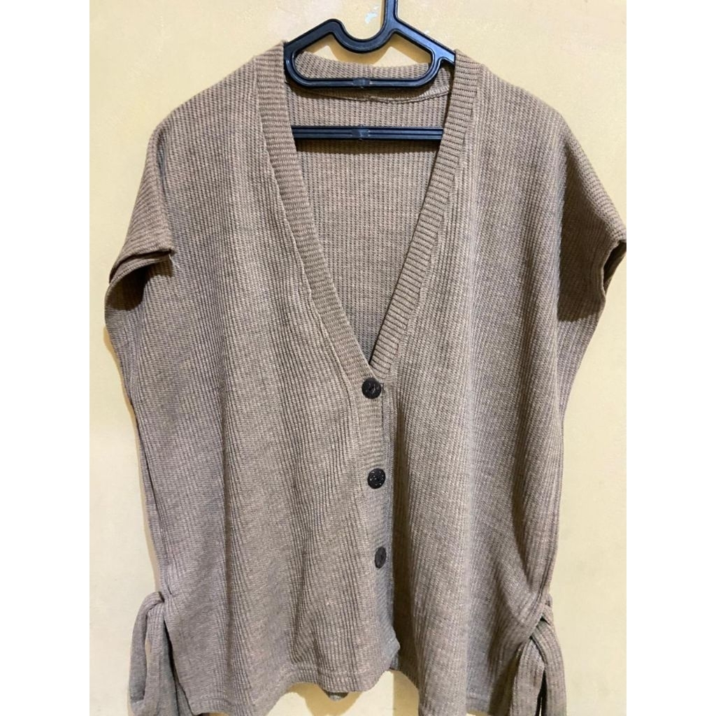 Long vest ikat rompi/ vest panjang wanita/ Rajut jumbo/ Bigseize [PRELOVED]