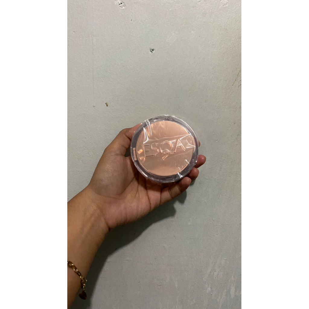 Esqa Cushion Velvet Matte Custard