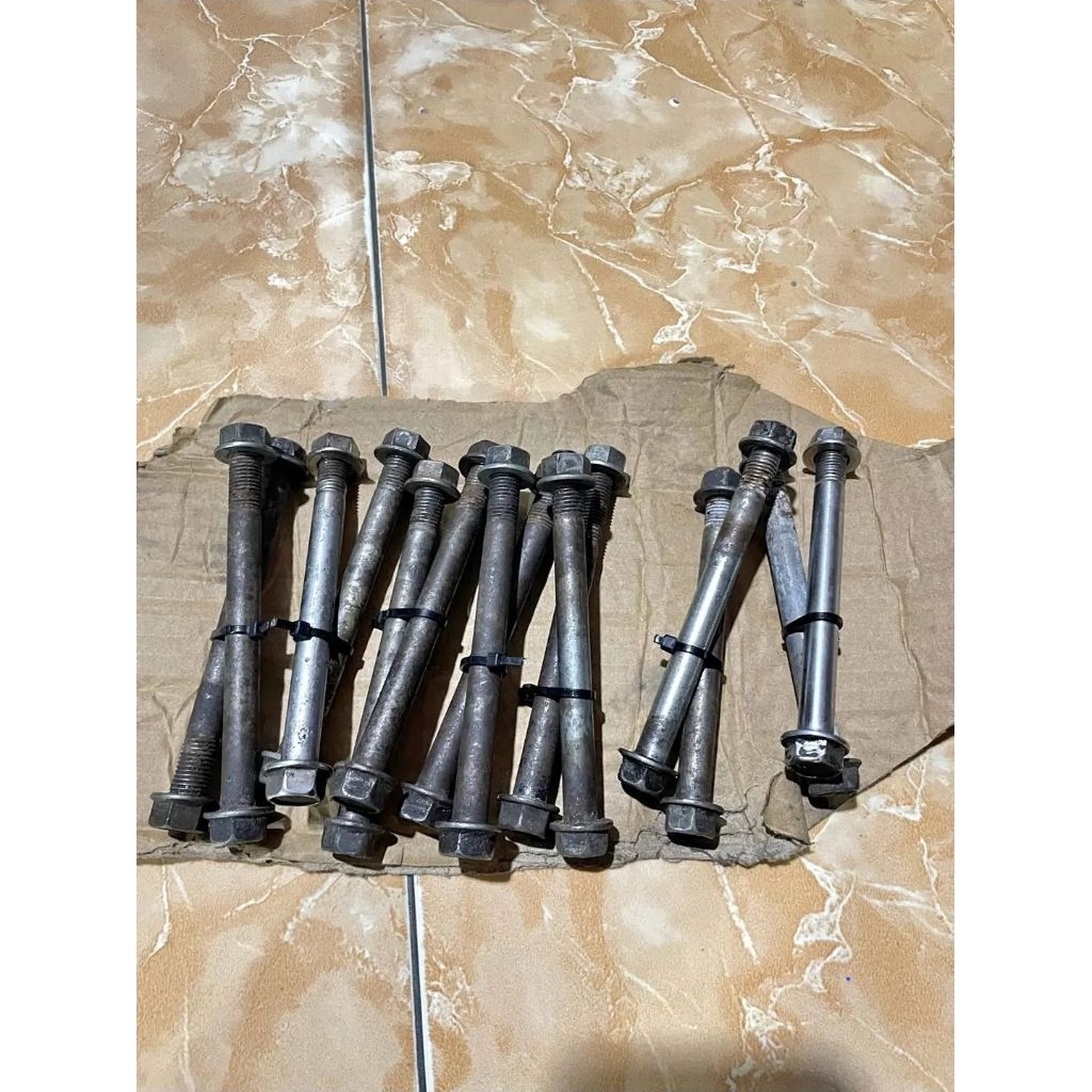 BAUT BODY BAUT MESIN BELAKANG 2PCS MP TIGER GL