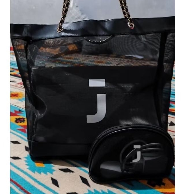 Preloved Totebag By Jodan L