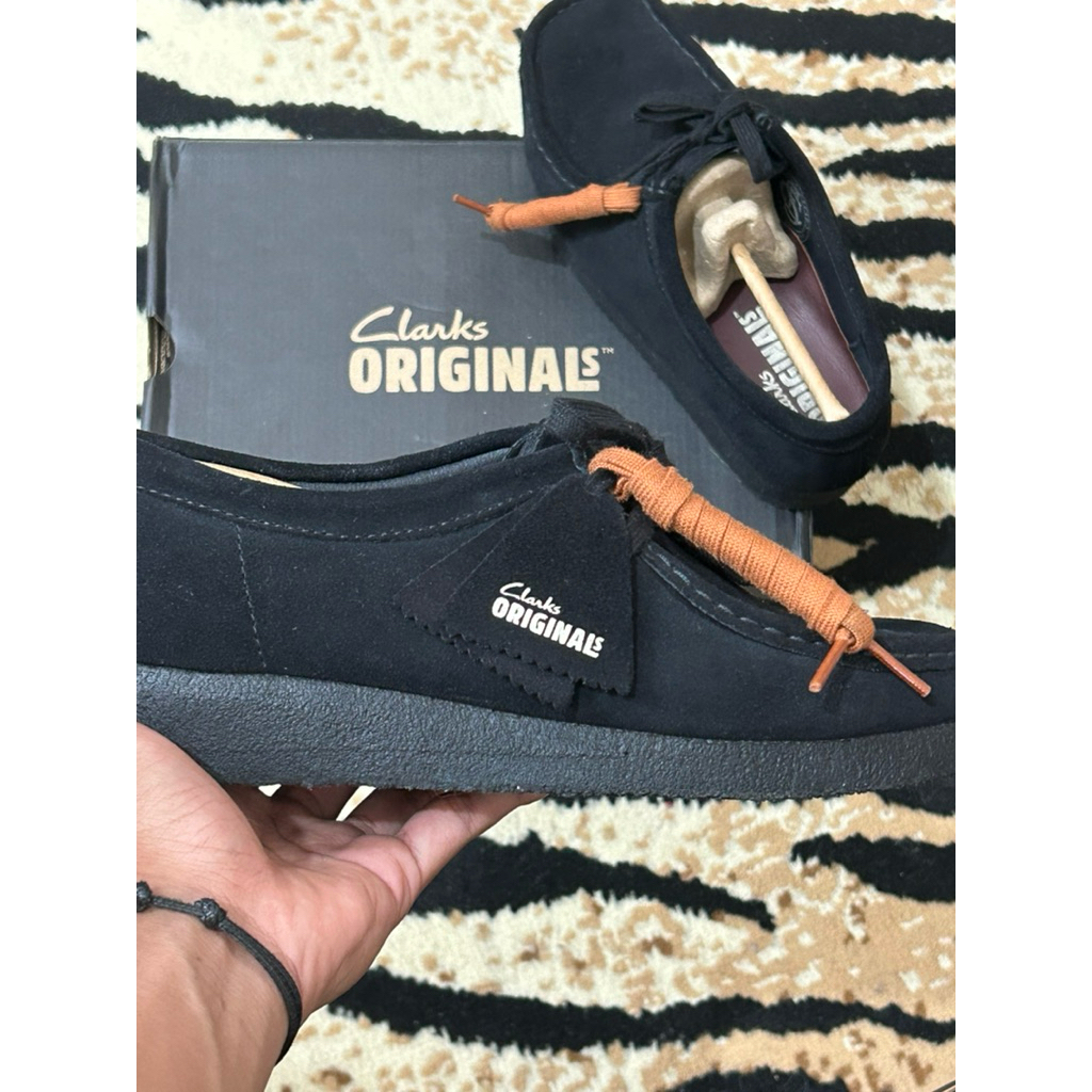 Clarks Wallabee black suede