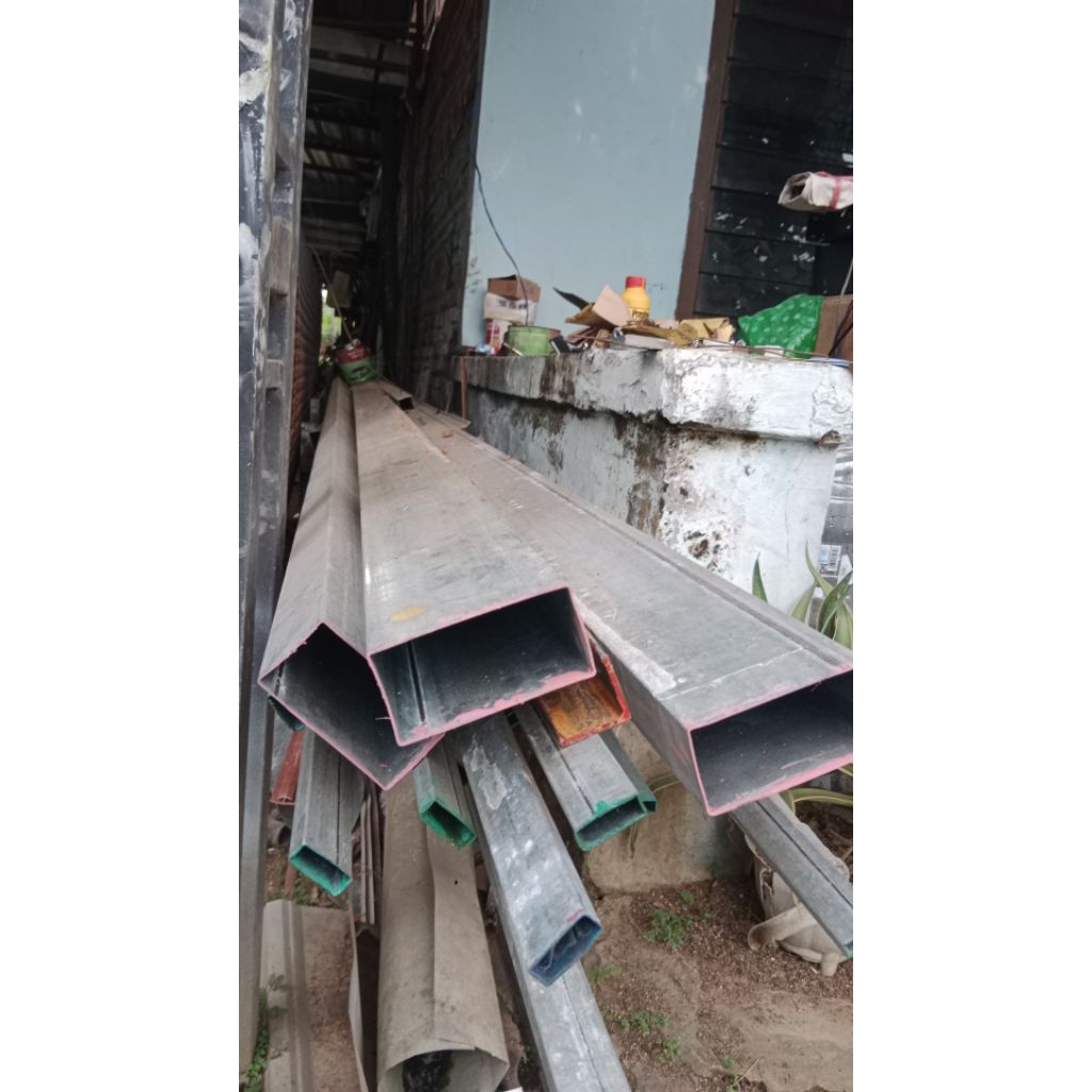 BESI HOLLOW 4X8 TEBAL 0,8