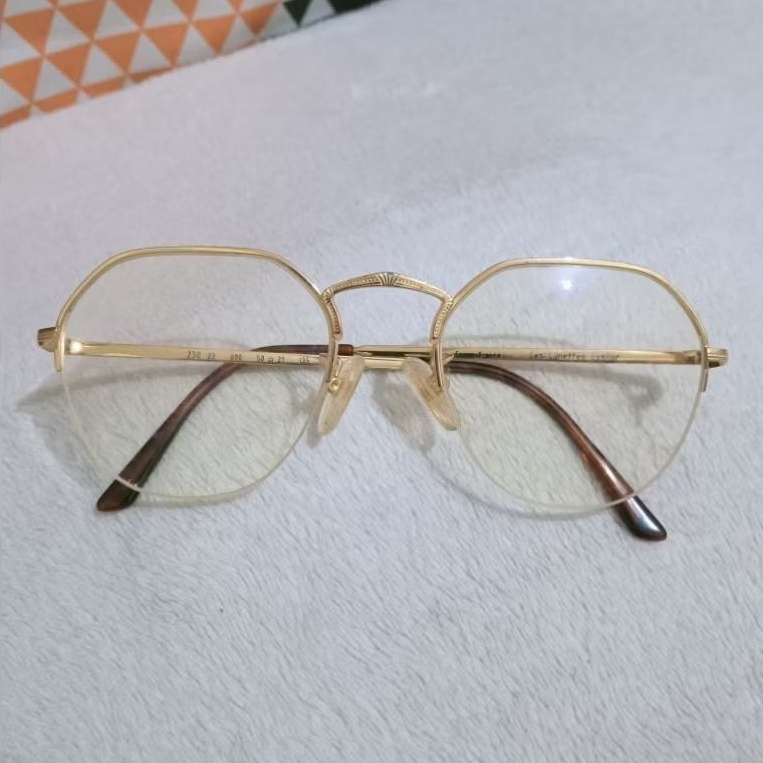 Kacamata Frame Les lunettes Essilor France Vintage Second