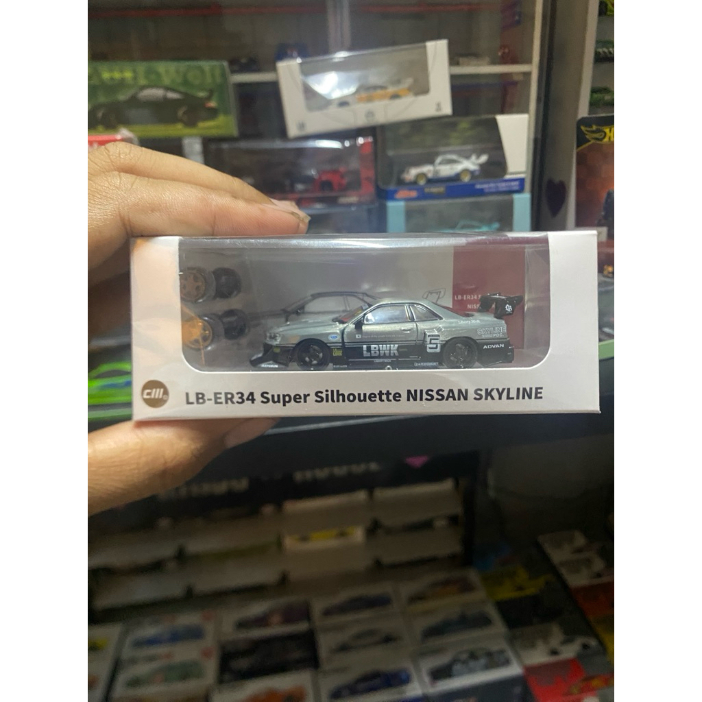 CM MODEL ER34 LBWK CHASE CAR