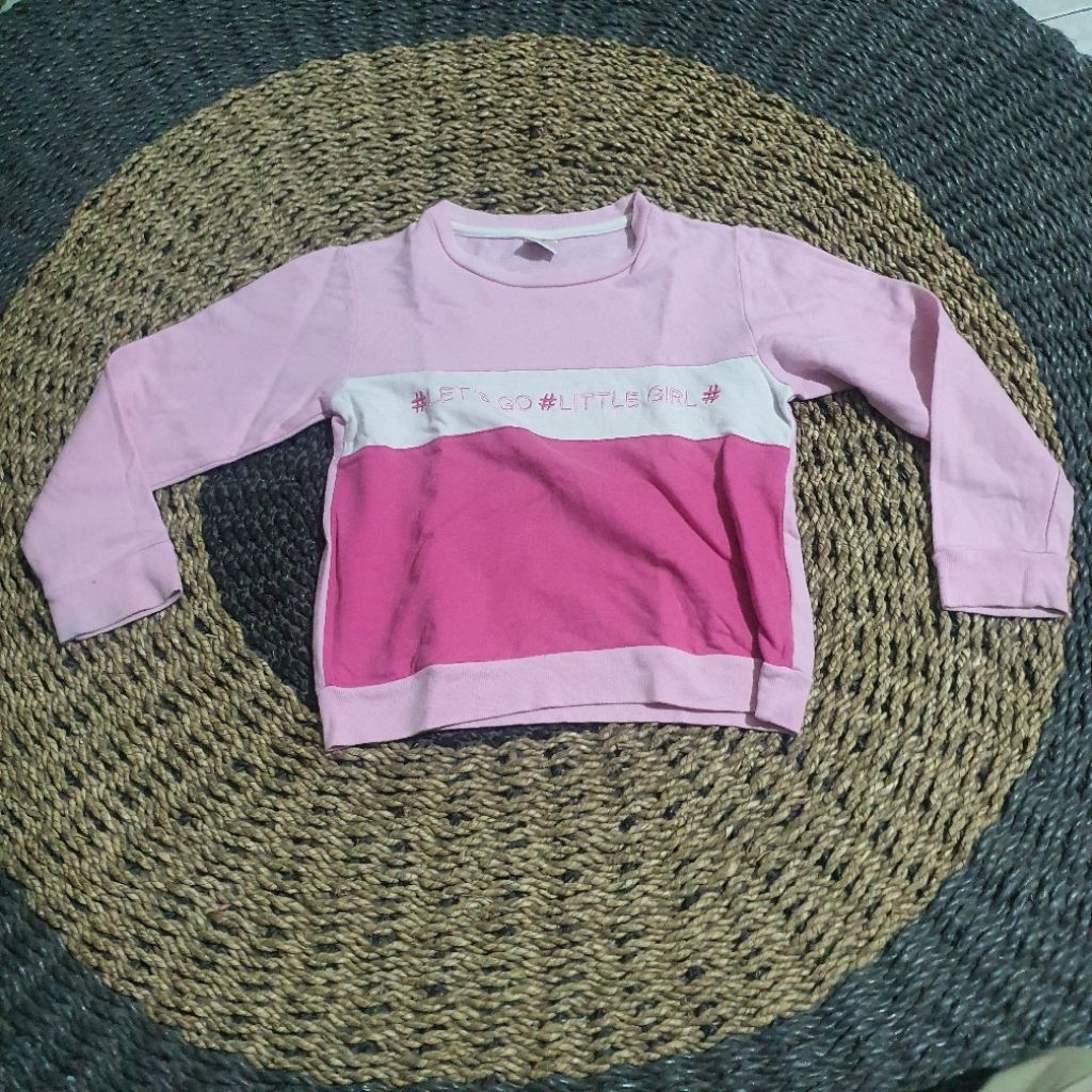 [PRELOVED] Baju Sweater Panjang Anak Anak Perempuan Pink Little M (size L)