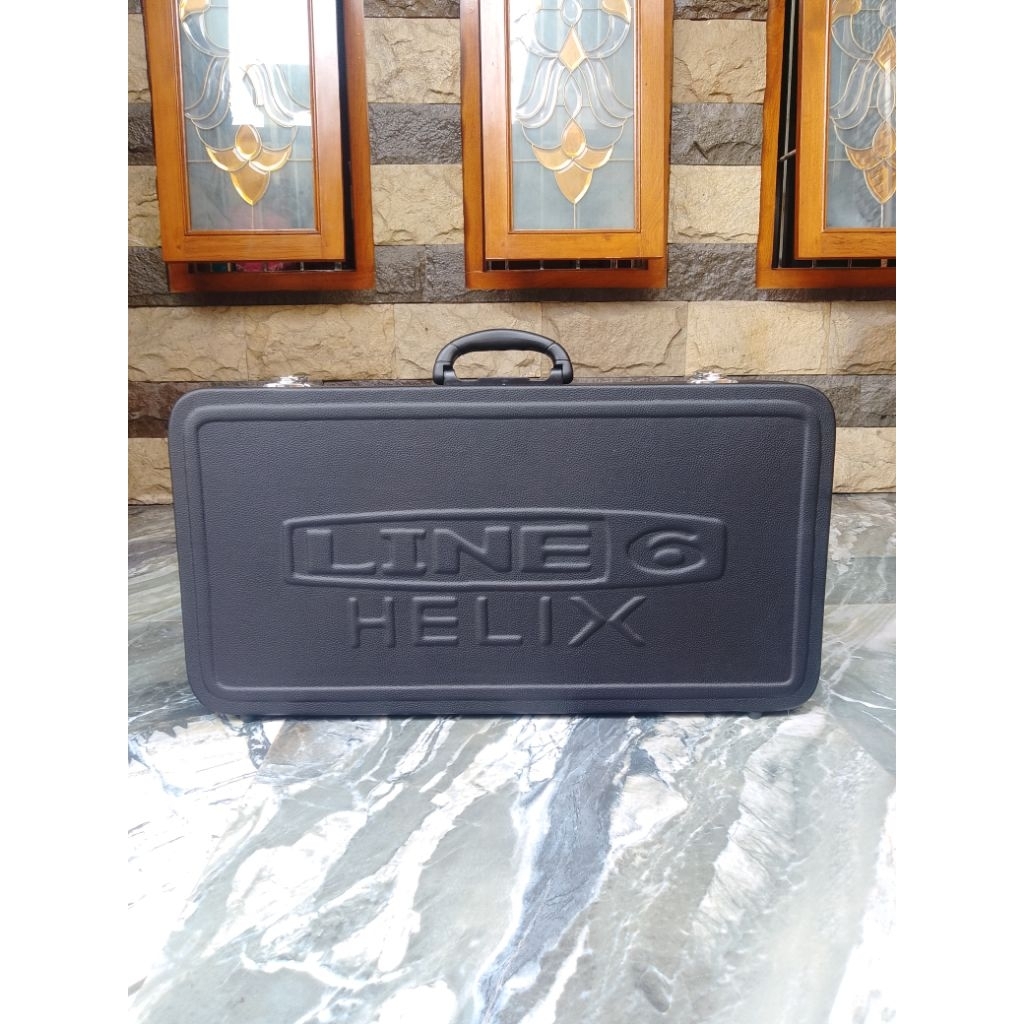 hardcase efek line 6 helix lt