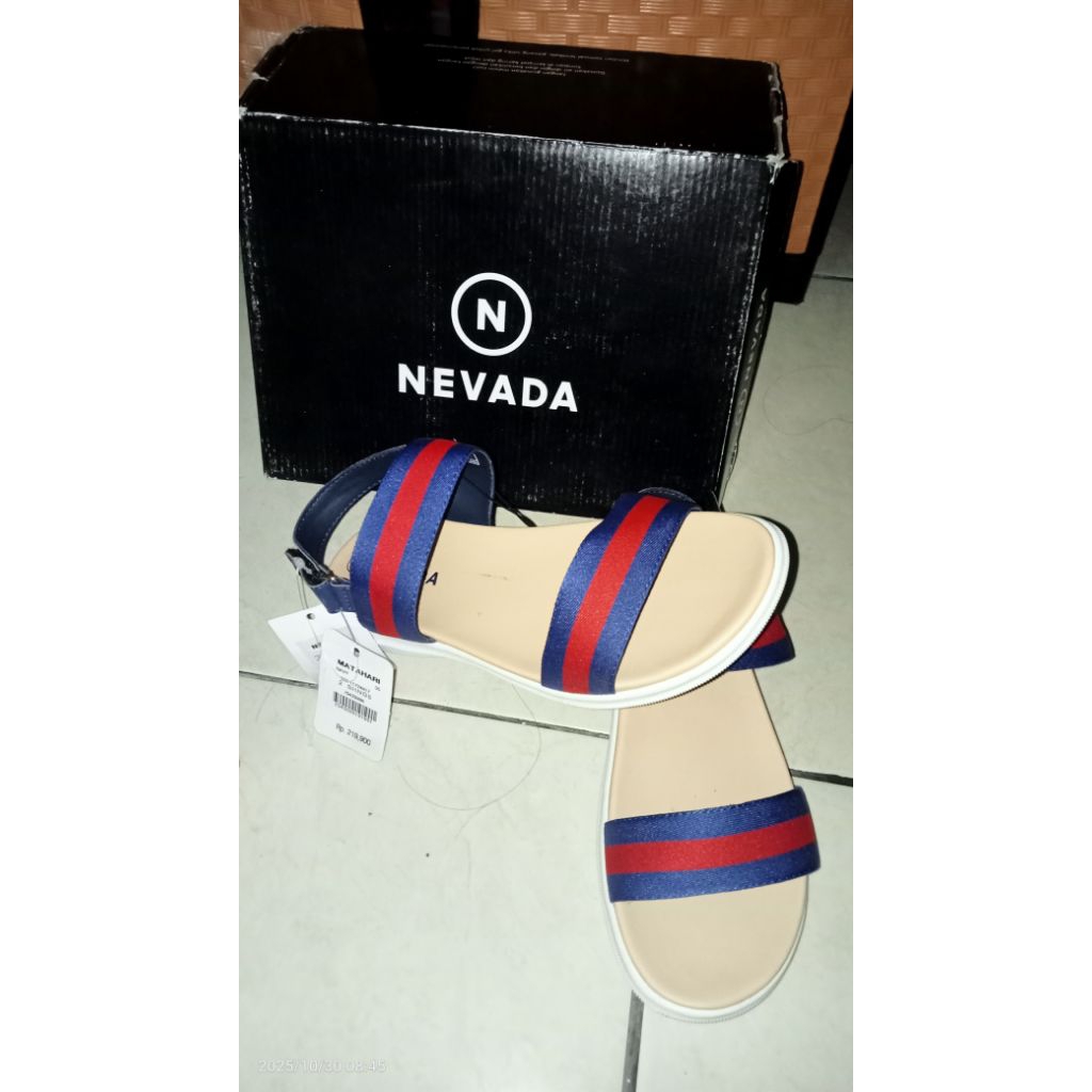 sandal Nevada size 35