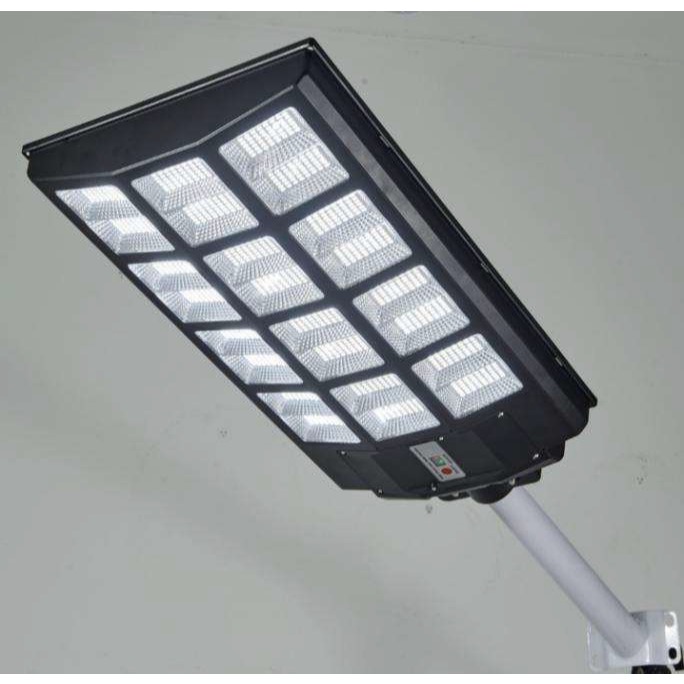 Kasuka Lampu KAP JALAN PJU Street Light Solarcell DC 200W/400W