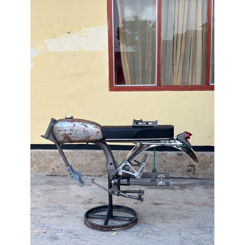 Body set cb 100/125 rangka ori k2 tatan srit nganjukan