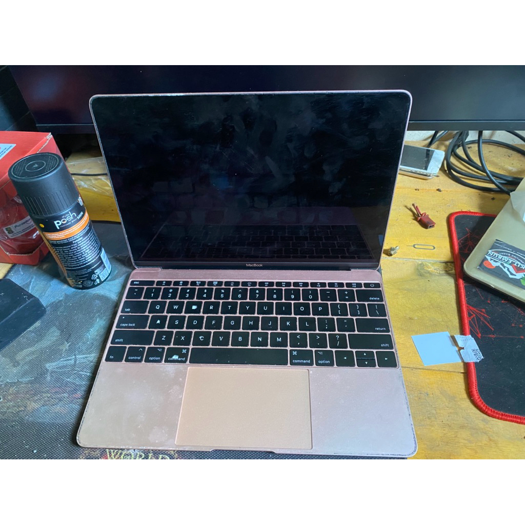 macbook air 12” 2017 mati