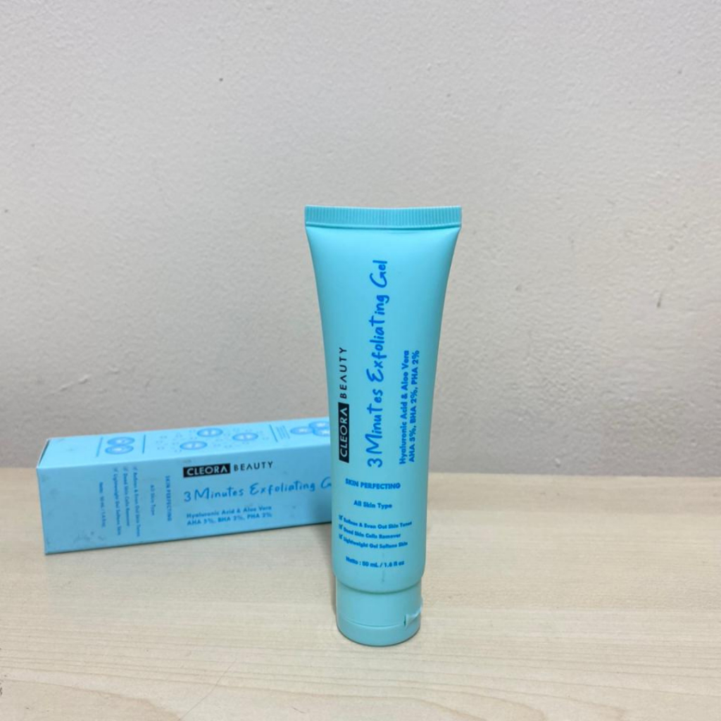 CLEORA BEAUTY exfoliating gel