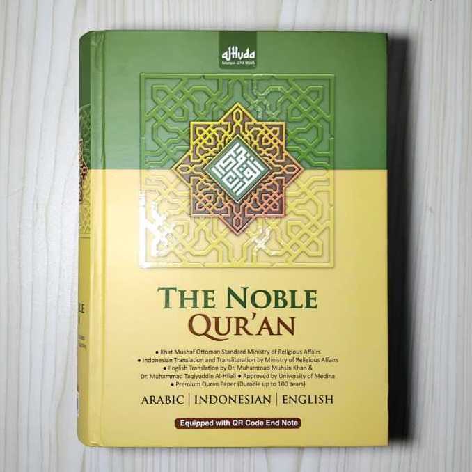 [Uk A5] The Noble Quran - Alquran 3 Bahasa Arab Indonesia Inggris plus Latin Al-Quran Alhuda