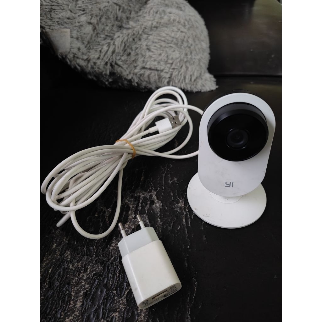 Cctv camera yi home camera 3 1080 (NEW VERSION) internasional bukan CHINA , banyak bonus