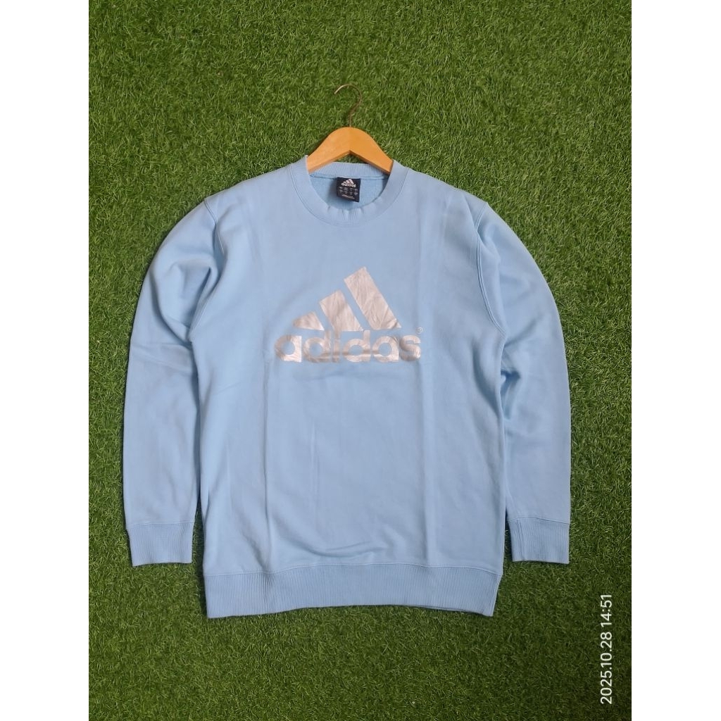 (Preloved) Crewneck Adidas Vintage