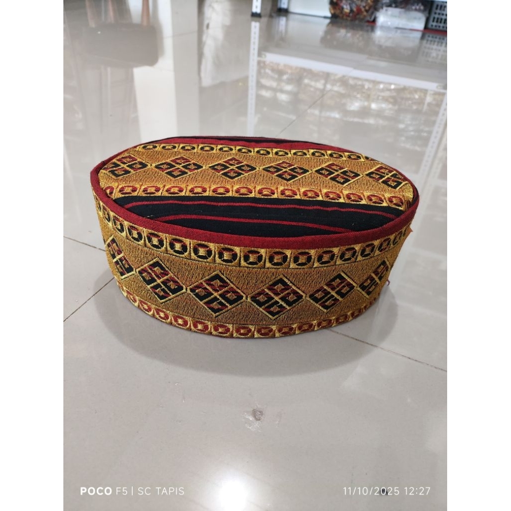 Peci kopiah songkok topi tapis lampung bordir tenun salur motif wajik tenun