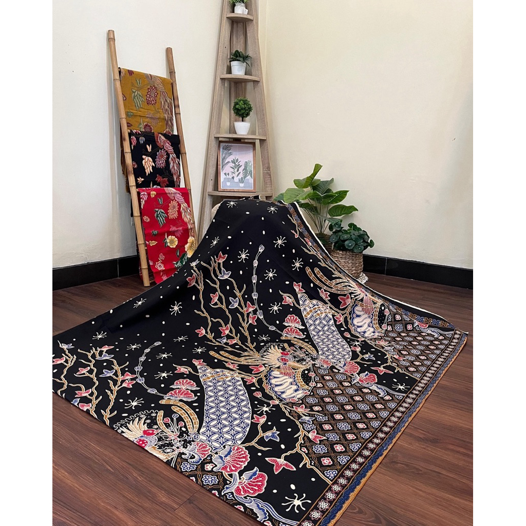 kain batik terbaru. kain batik seragam. batik kerja. batik sewarna. batik keluarga. batik wisuda