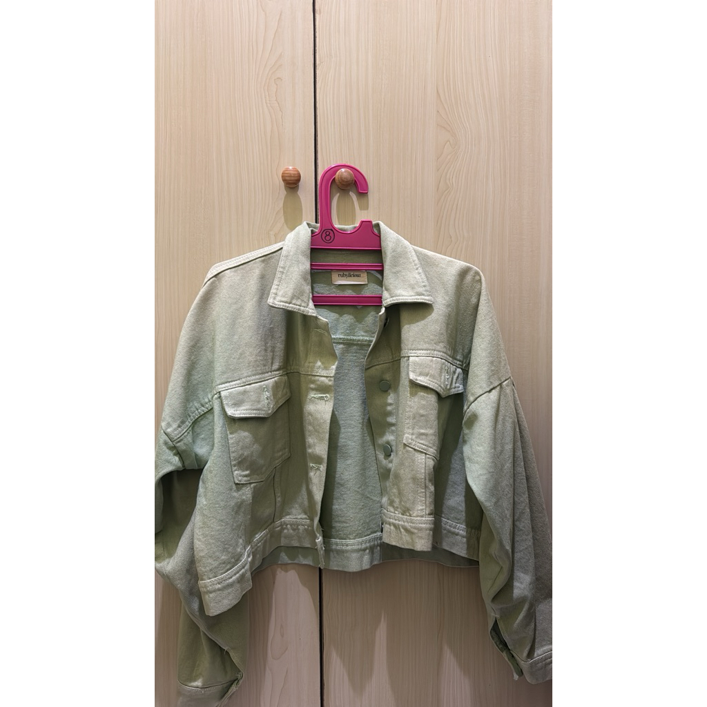 Rubilicious sage green jacket
