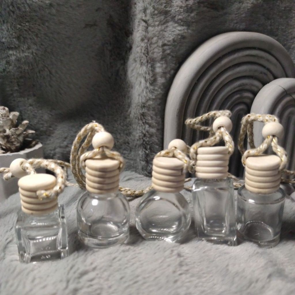 Gantungan Botol Parfum Mobil