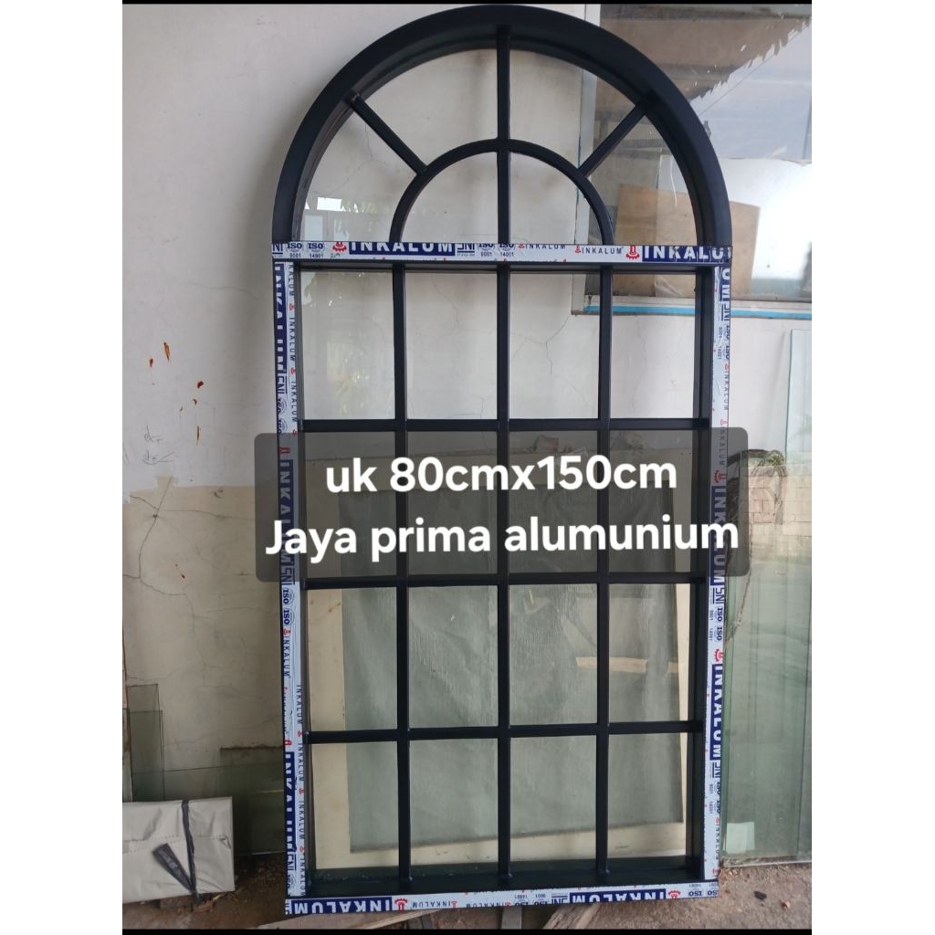 jendela lengkung alumunium kaca mati ukuran 80cmx150cm variasi ornamen kusen 4" Kirim Se-Indonesia(F