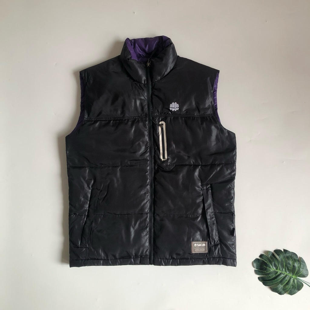 Sakun Black Puffer Vest Rompi