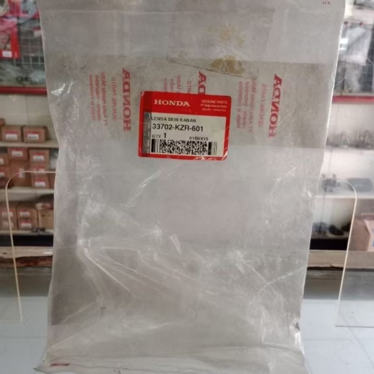 MIKA SEN BELAKANG SEBELAH KANAN HONDA VARIO 125 LAMA ORIGINAL AHM - 33702 KVR 601