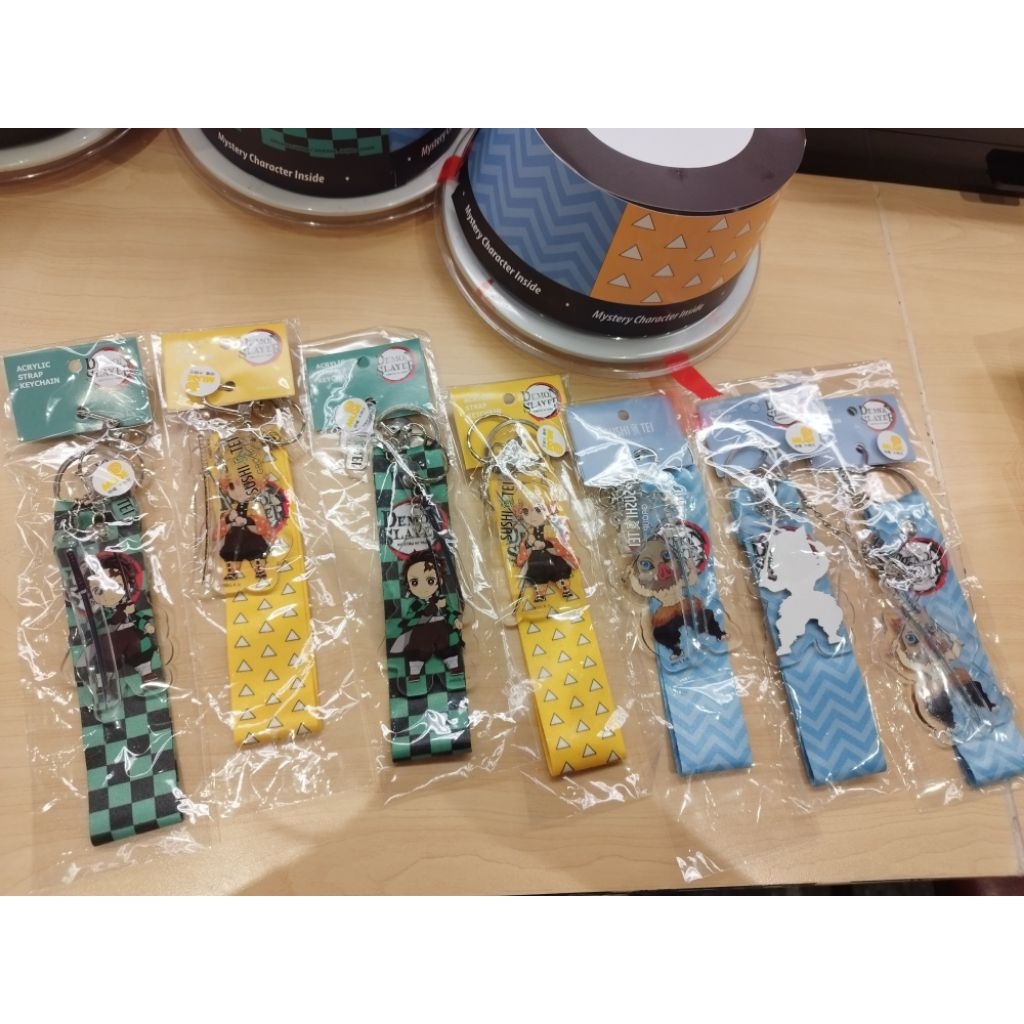 Gantungan kunci / keychain Demon Slayer X Tom sushi (Baca deskripsi)