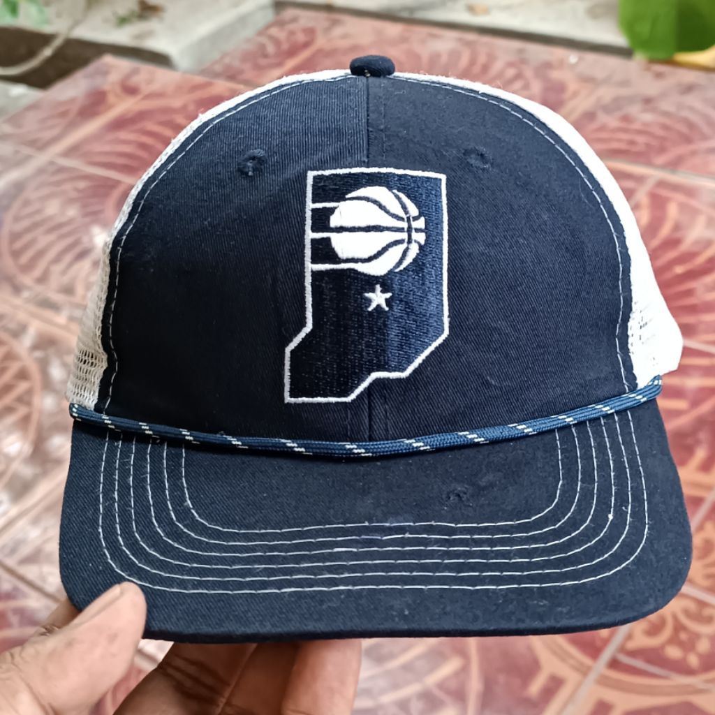 Topi main gate x NBA indiana pacers. snapback ceper second. preloved.  setelan