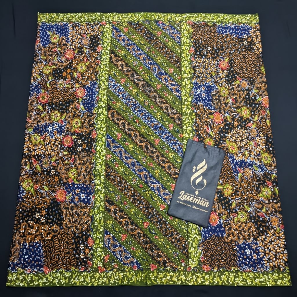 Laseman : Premium Jumbo | Sarung Batik Tulis Lasem Asli