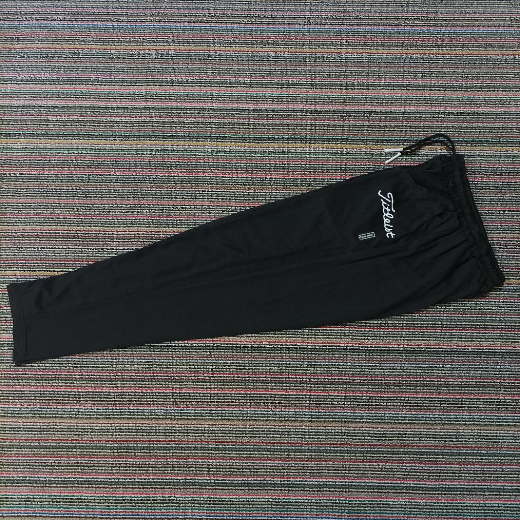 Celana olahraga second titlest