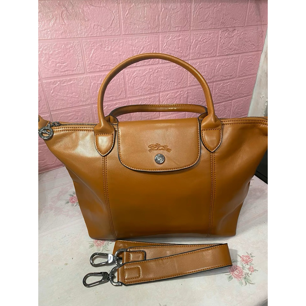 Tas Preloved Lc cuir coklat