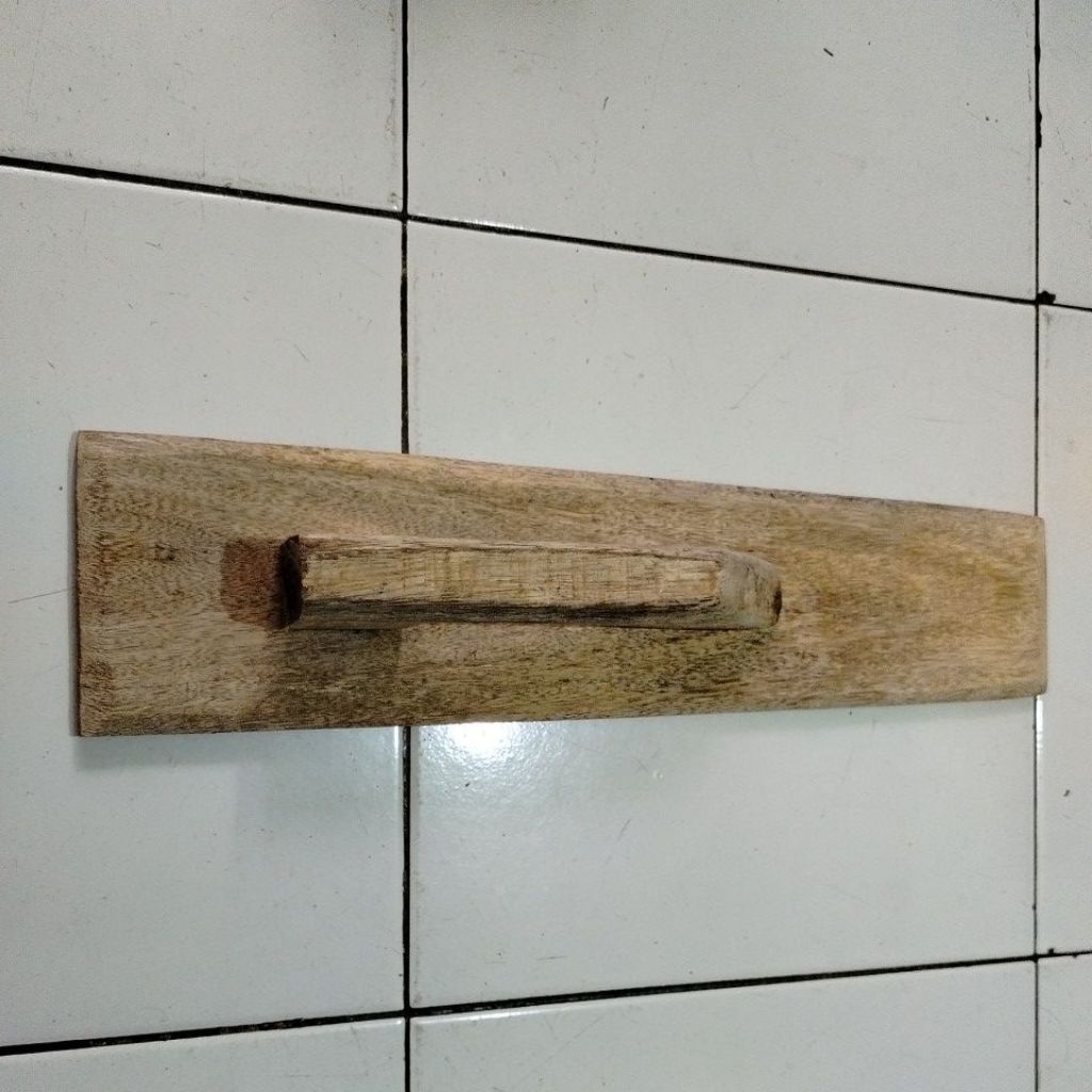 Roskam kayu model panjang.