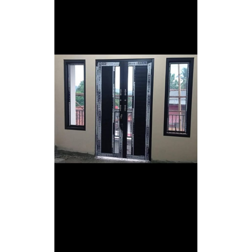 pintu doubel (kupu-kupu) tarung +jendela kanan-kiri alumunium