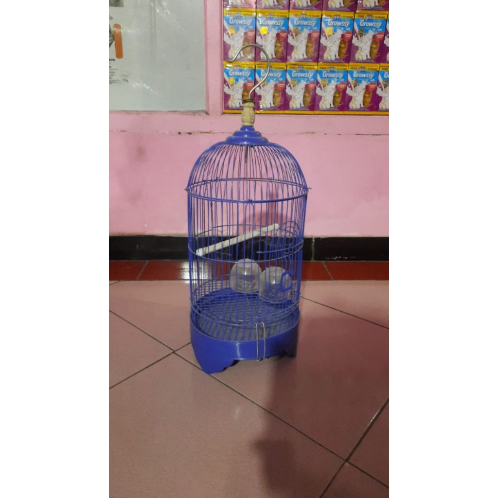 Sangkar besi untuk burung kecil