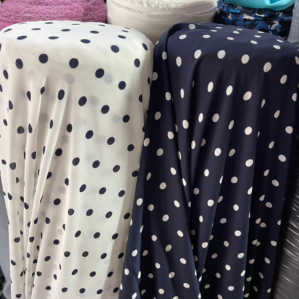 Bahan Polkadot - Kain Zara motif Polkadot / Kain Motif Polkadot - Kain Polkadot | Harga Per 0,5M