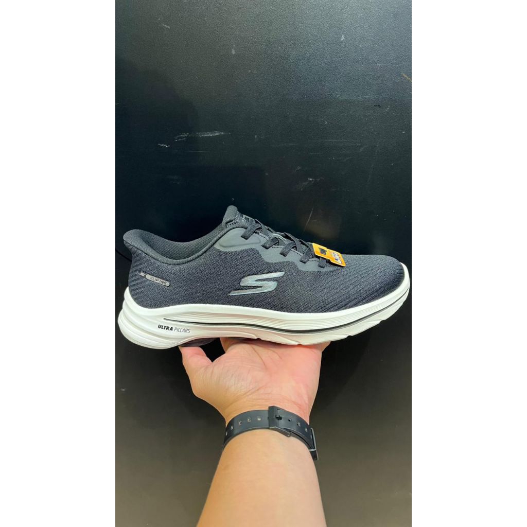 NEW SKECHERS GO WALK 8 SLIP-INS