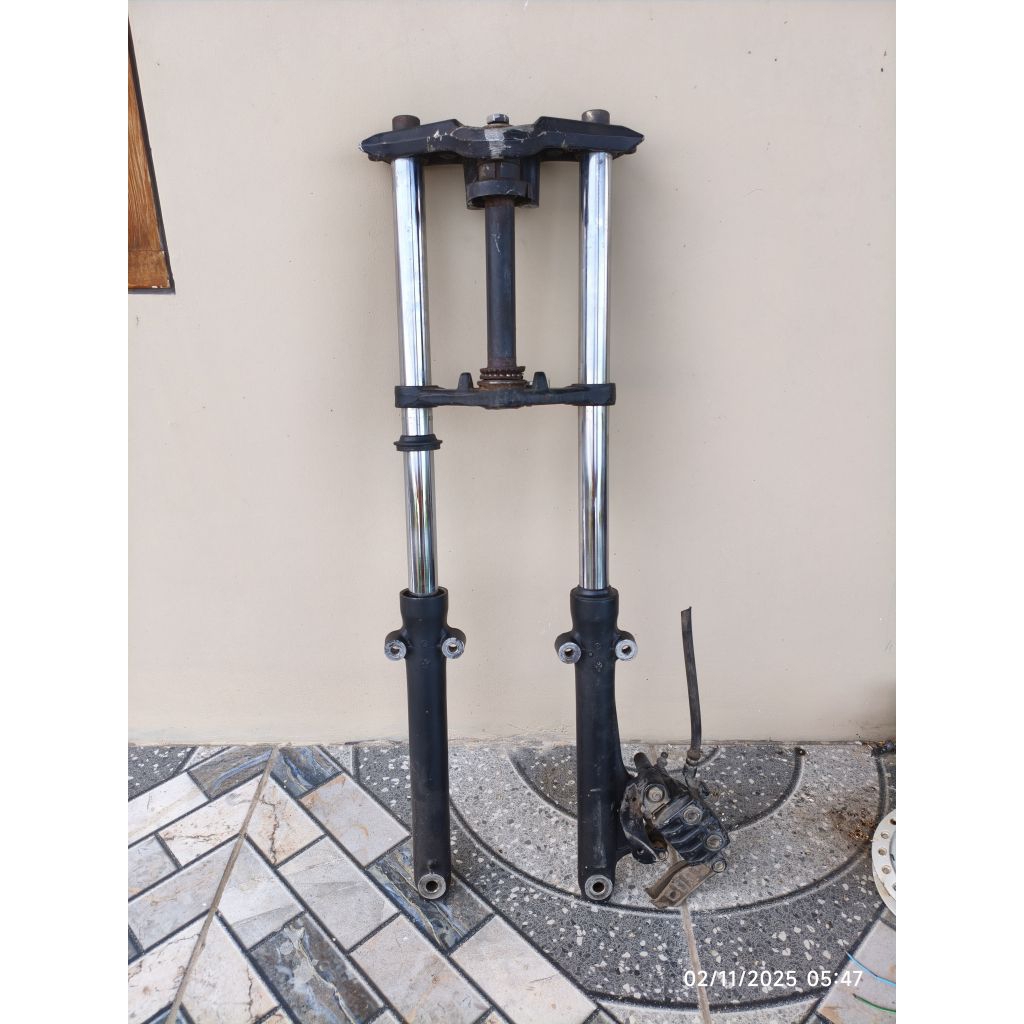 shock breaker shockbreaker depan set kaliper bajaj pulsar 135 as 33 original ori asli second