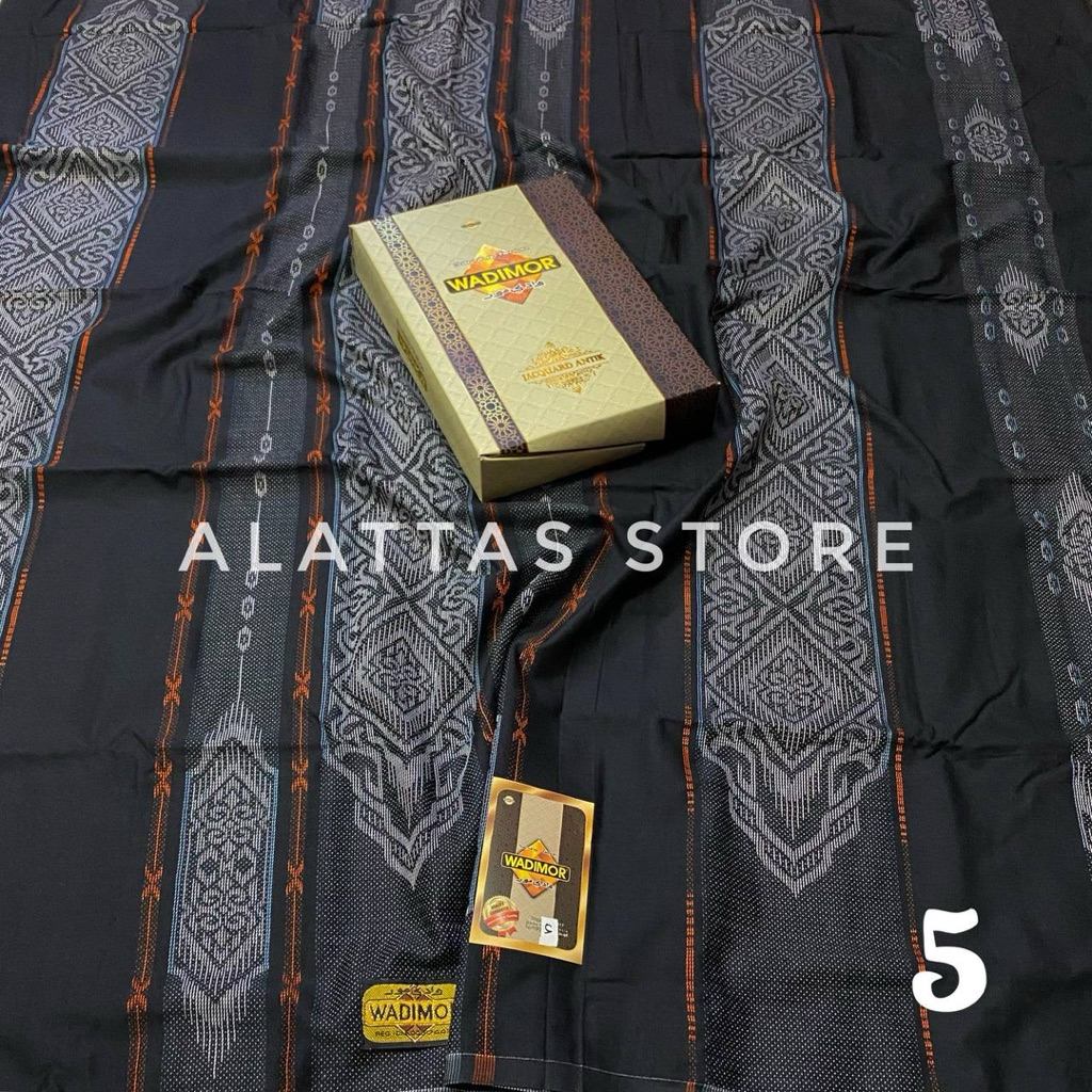 SARUNG WADIMOR JAQUAR MASKOT MOTIF BHS  GOLD ORI SERAGAMAN / Kembangan/ Sarung Wadimor Jaguar Antik