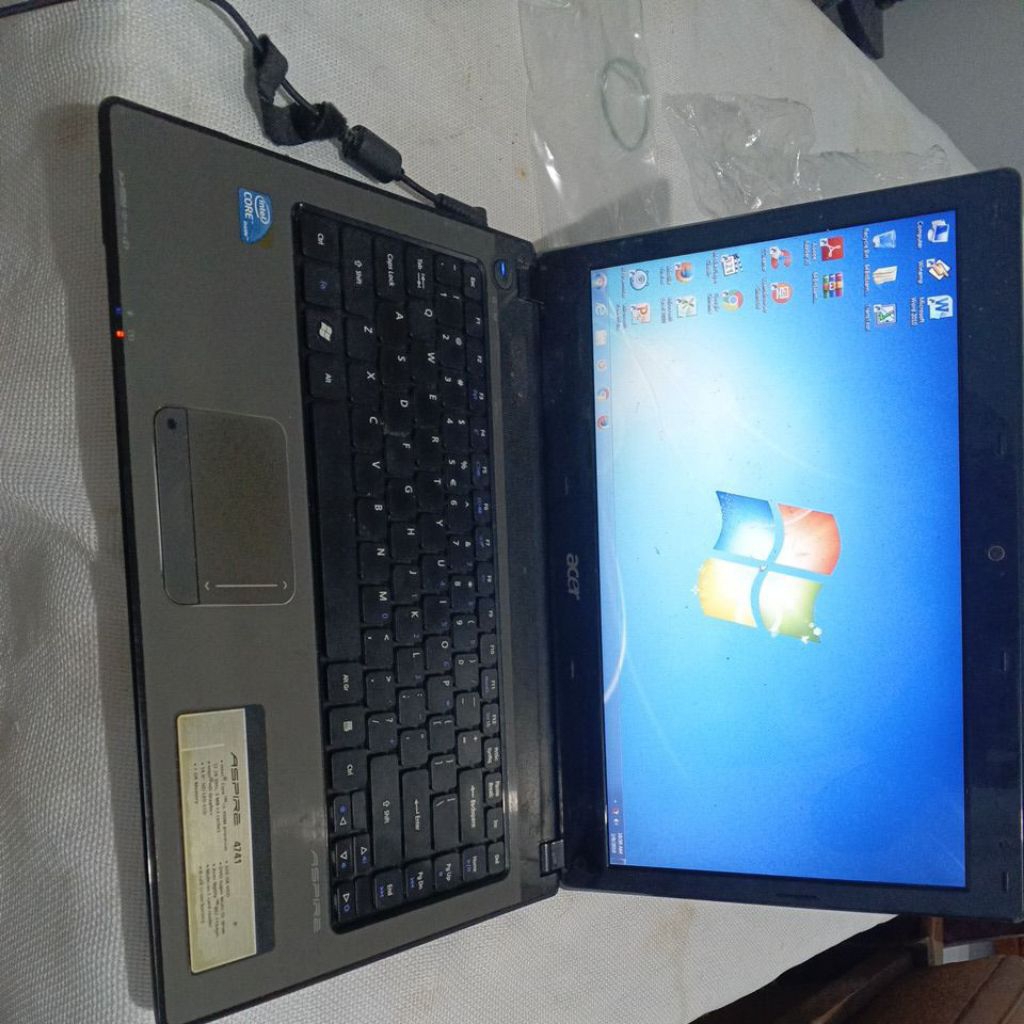 laptop seken Acer aspire 4741