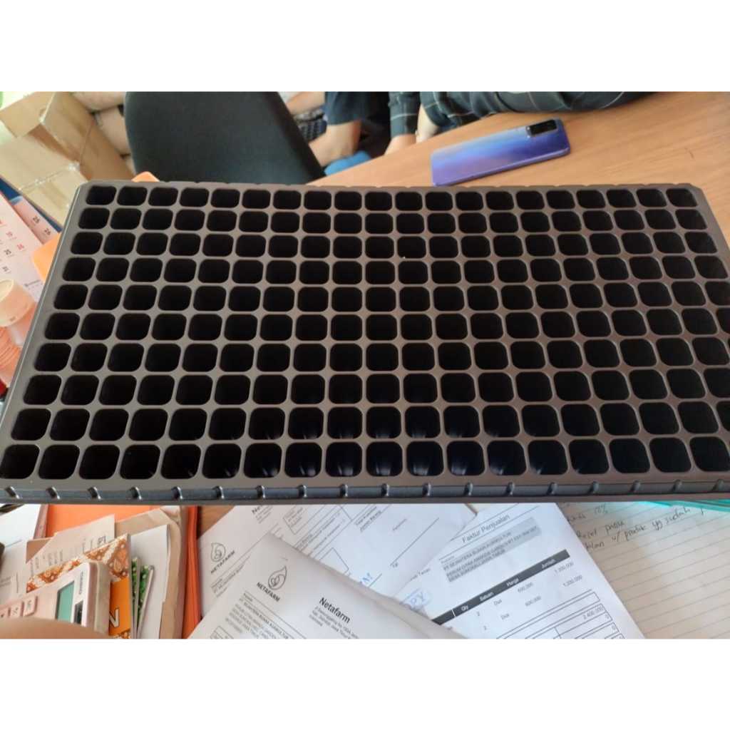 POT BIBIT TANAMAN TRAY SEMAI