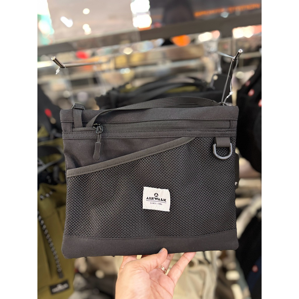 Tas selempang Airwalk / Sling bag