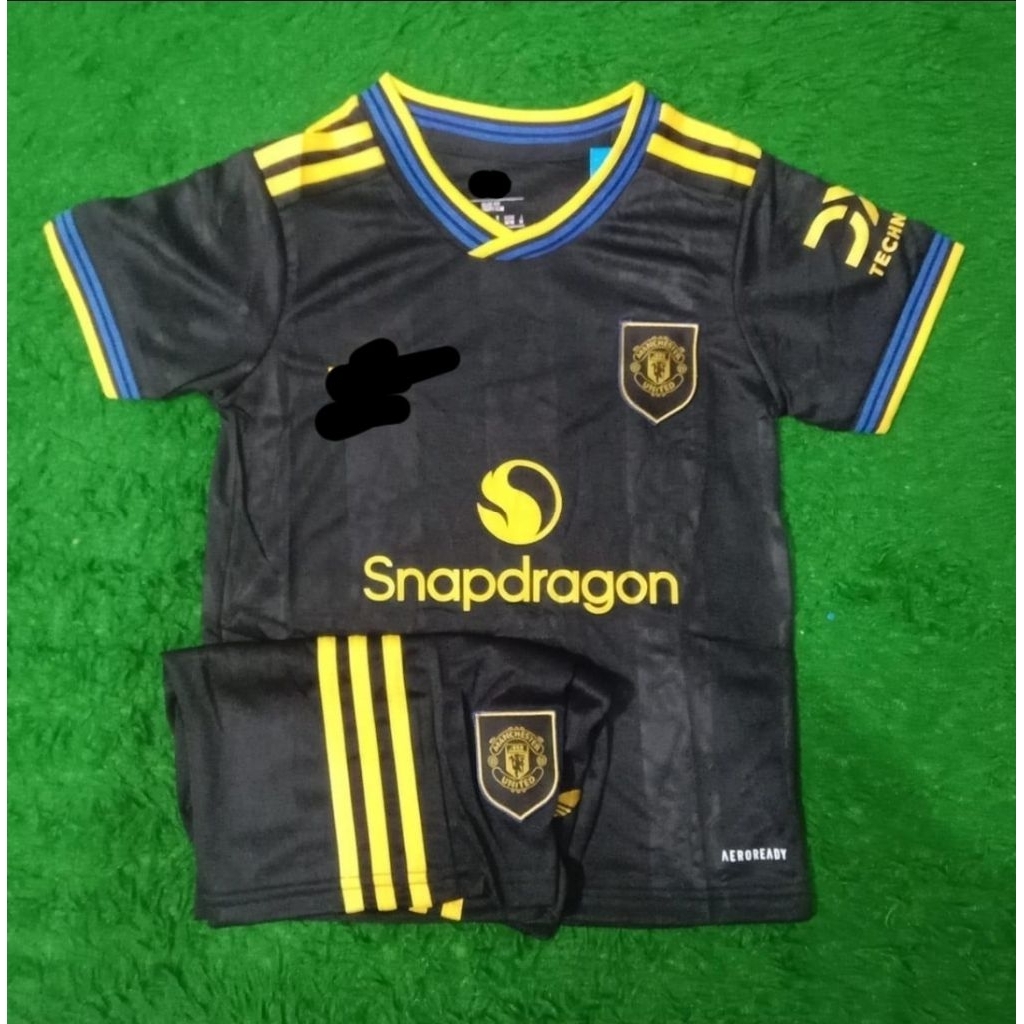 Stelan Setelan Jersey Kaos Baju Sepak Bola MU Man Mancester Manchester Utd United Home Away 3rd Thir