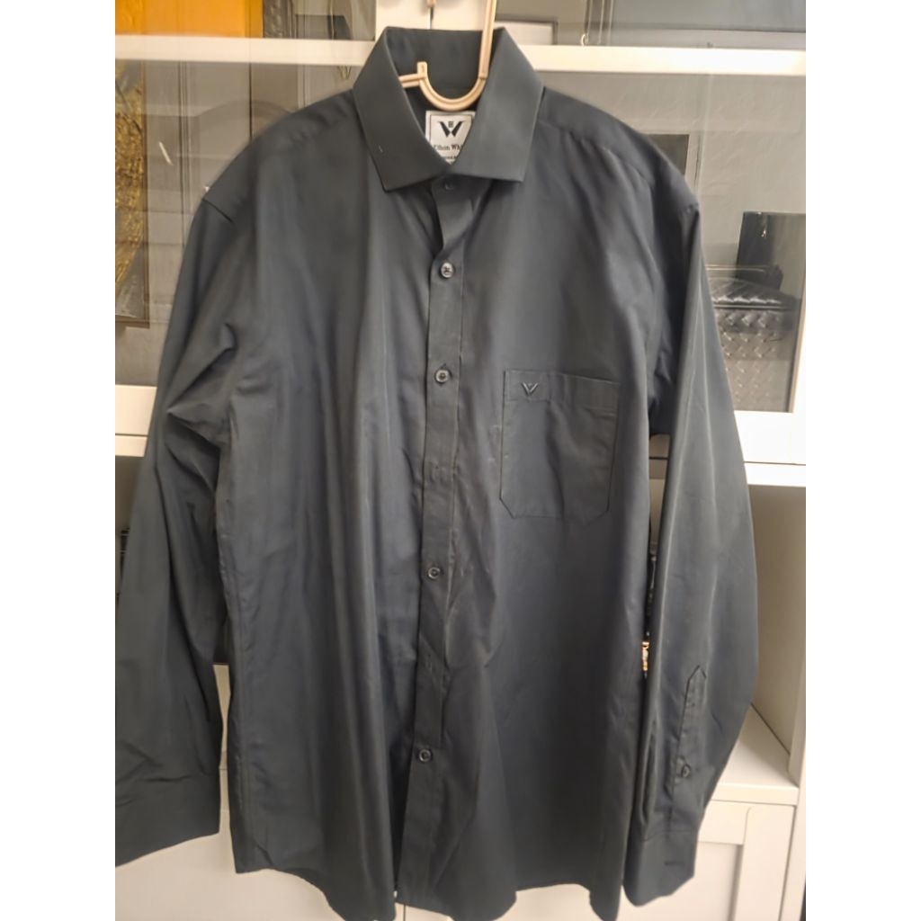 Kemeja Lengan panjang hitam wood premium pria [preloved]