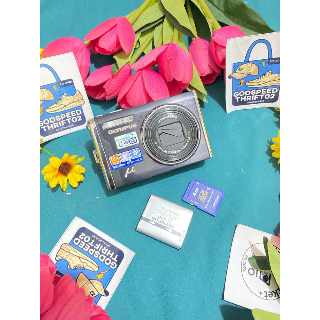 Camera Digital Olympus Stylus 9000 Black series 12.1 MegaPixels 10x Optical Zoom